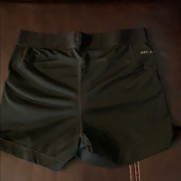 Nike pros - Picture 2 of 2